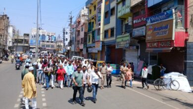 सागर सागर में पत्रकारों के झूठे मामले को लेकर पत्रकारो का विरोध 18 मार्च को सागर बंद रहा ।